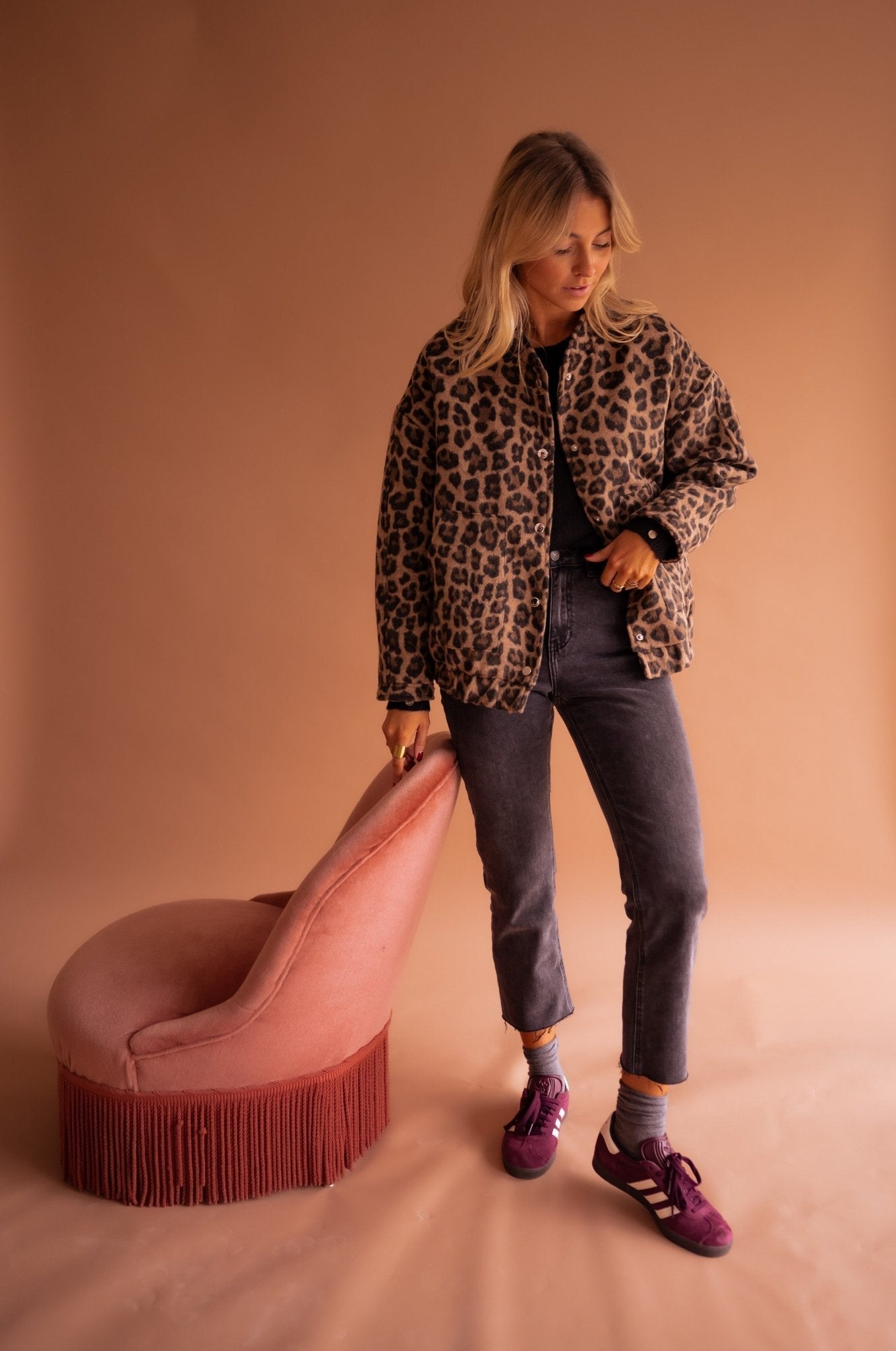 SOFÍA | Bold Style Blazer with Leopard Print