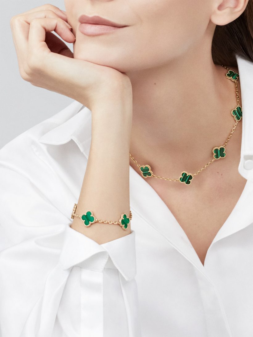 LAVISH CLOVER NECKLACE 10 MOTIFS - GREEN