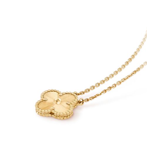 LAVISH CLOVER NECKLACE - GOLD