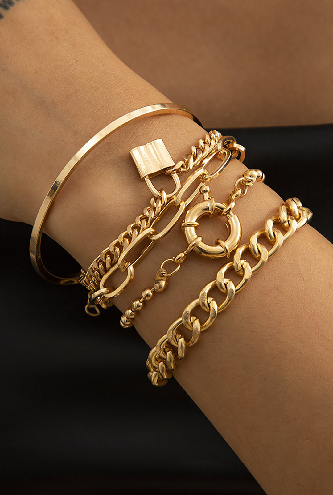 LAYERED GOLD BRACELETS SET